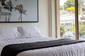 St Kilda Studio with Free Parking